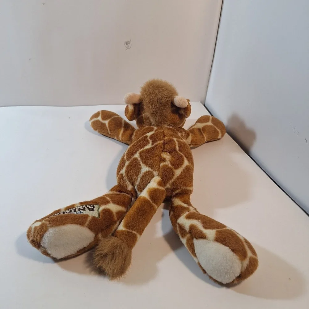 Walt Disney World Animal Kingdom Giraffe Floppy‎ Stuffed Plush Ear Button